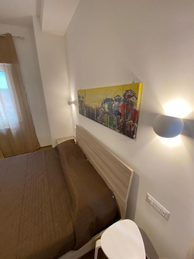 Апартаменты Viriamo House Roma Ачилия Экстерьер фото