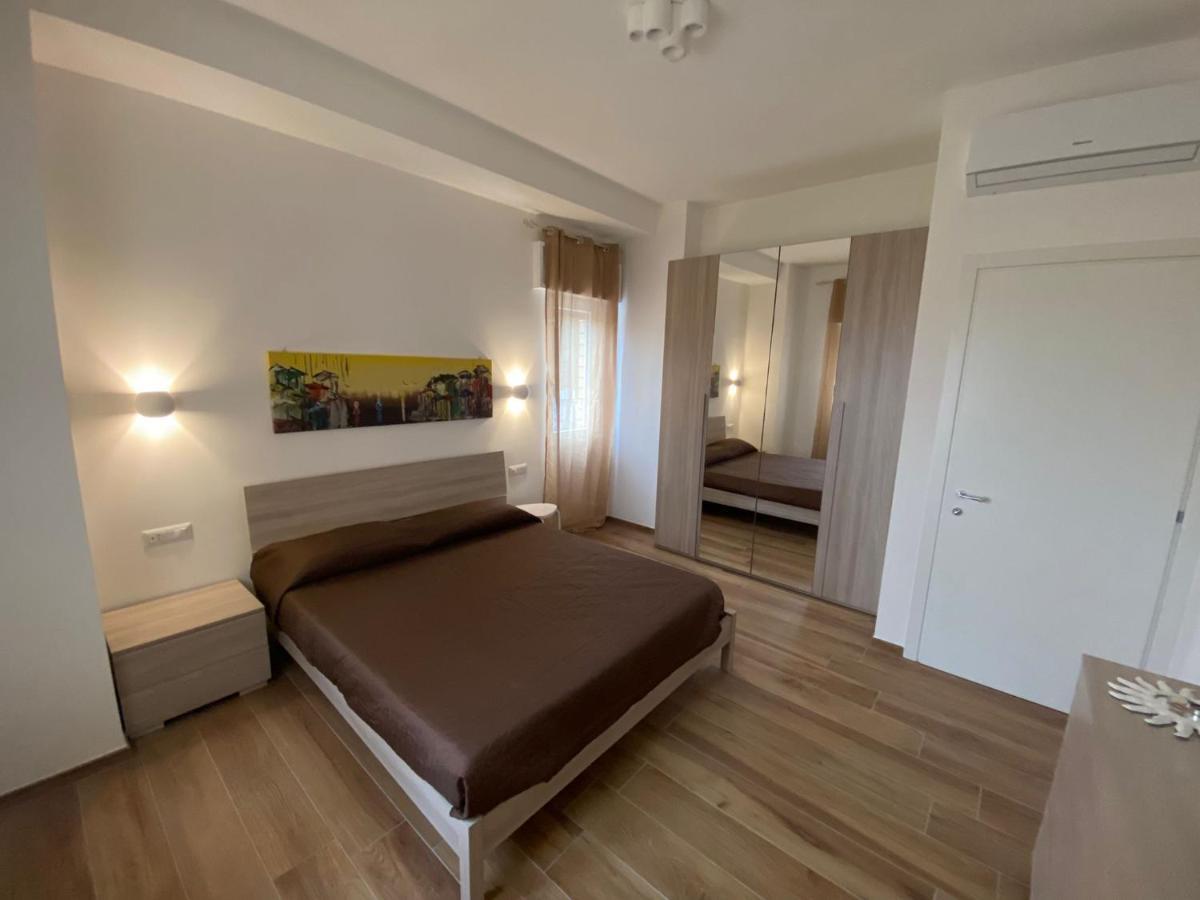 Апартаменты Viriamo House Roma Ачилия Экстерьер фото