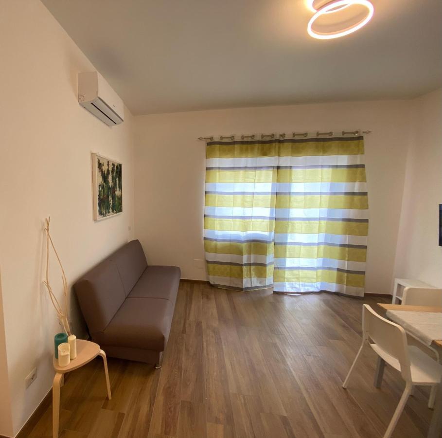 Апартаменты Viriamo House Roma Ачилия Экстерьер фото